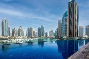 Cayan Tower, Dubai Marina